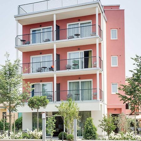 Hotel Europa Гарда Экстерьер фото
