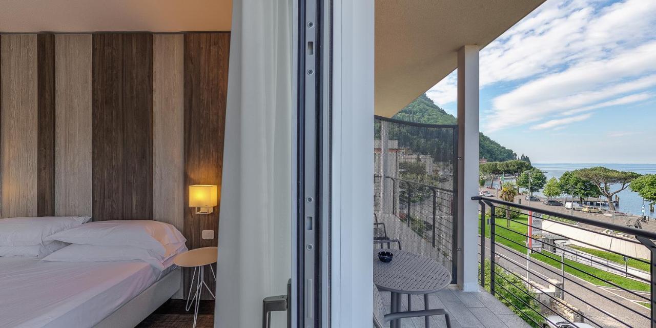 Hotel Europa Гарда Экстерьер фото