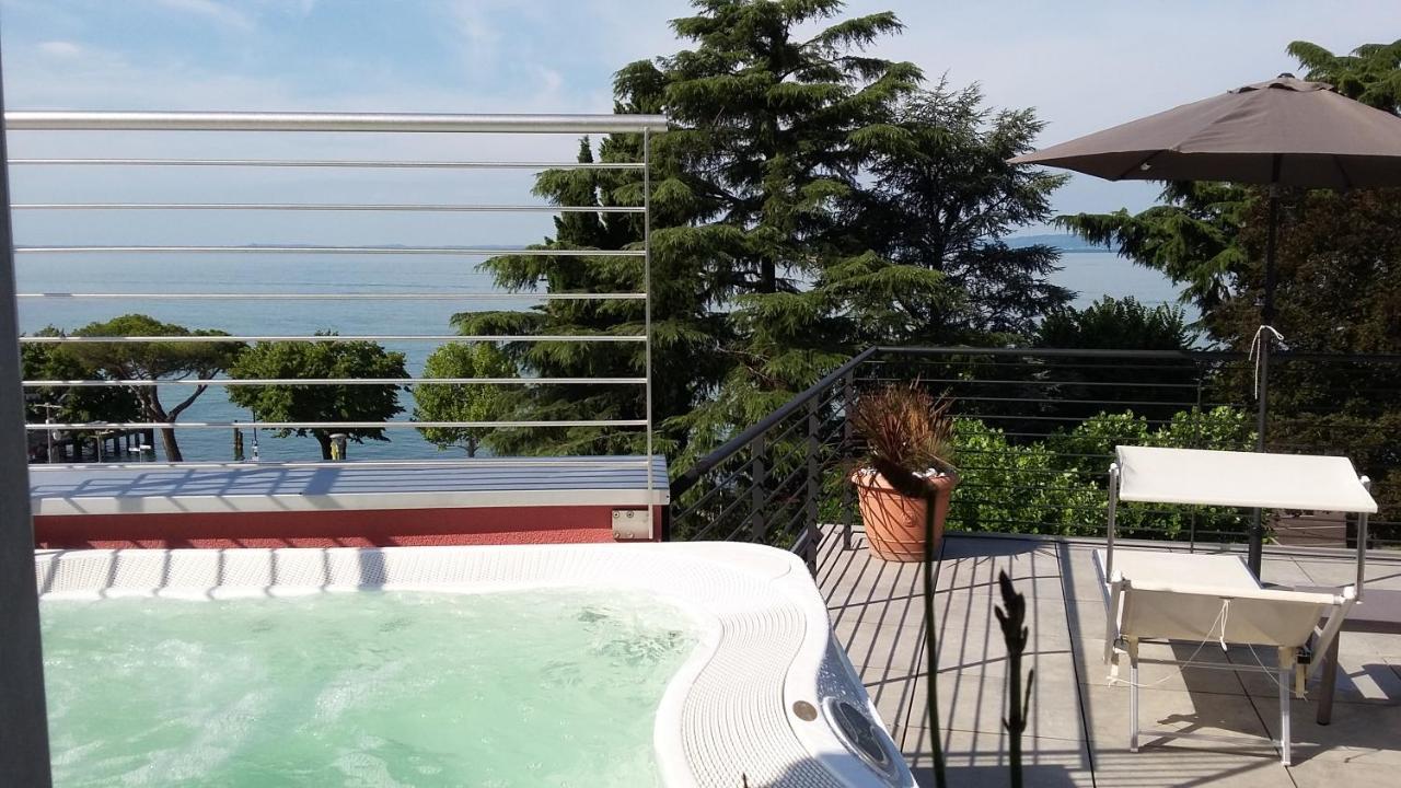 Hotel Europa Гарда Экстерьер фото
