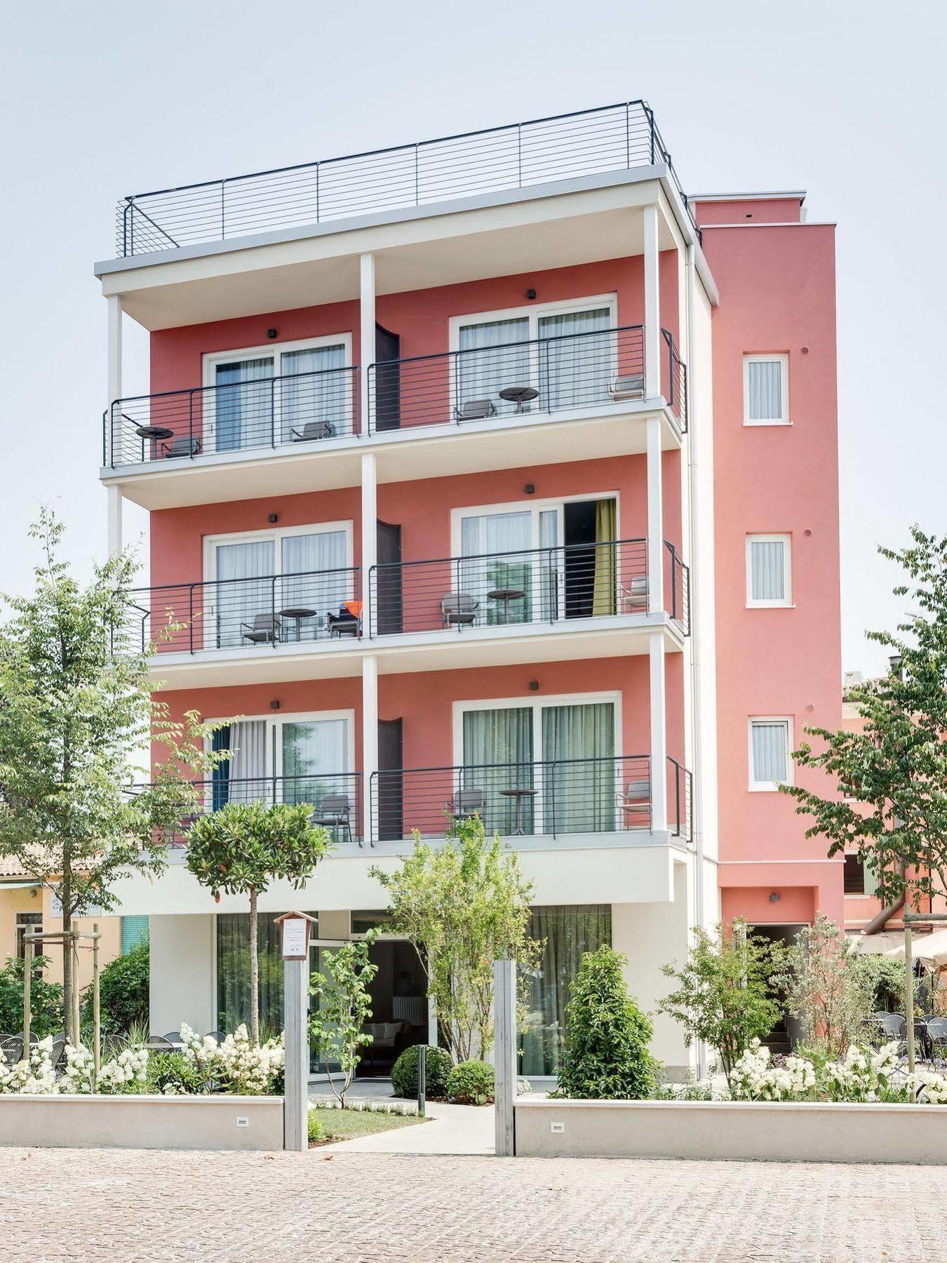 Hotel Europa Гарда Экстерьер фото